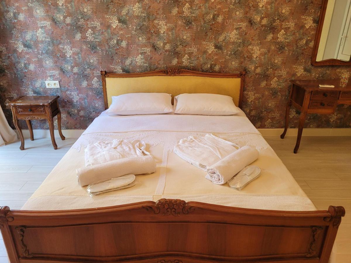 Hotel Dika 쿠타이시 외부 사진