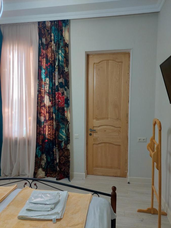 Hotel Dika 쿠타이시 외부 사진